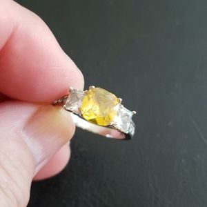 Yellow glass ring